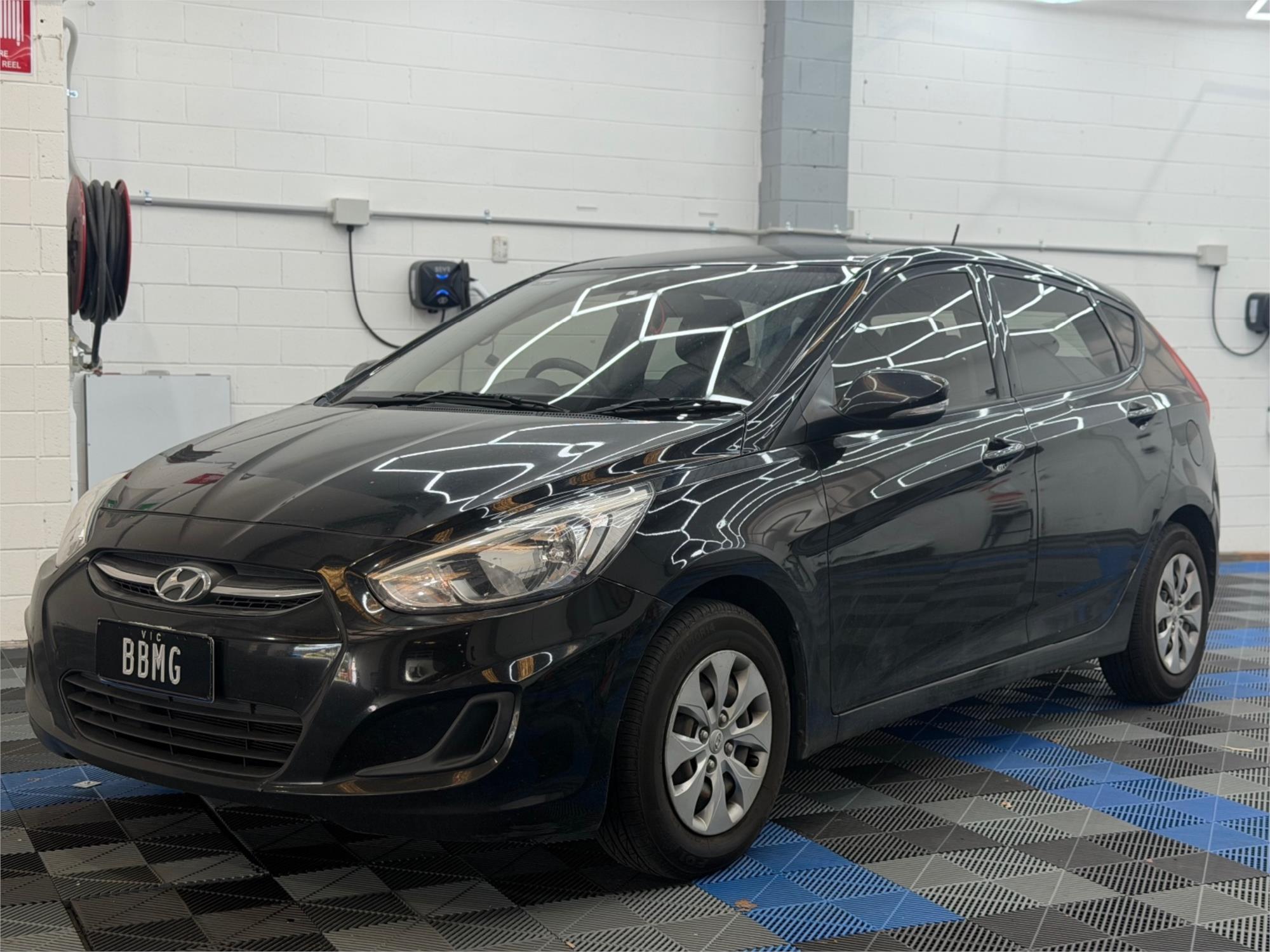 2015 Hyundai Accent Active — photo 1 of 13