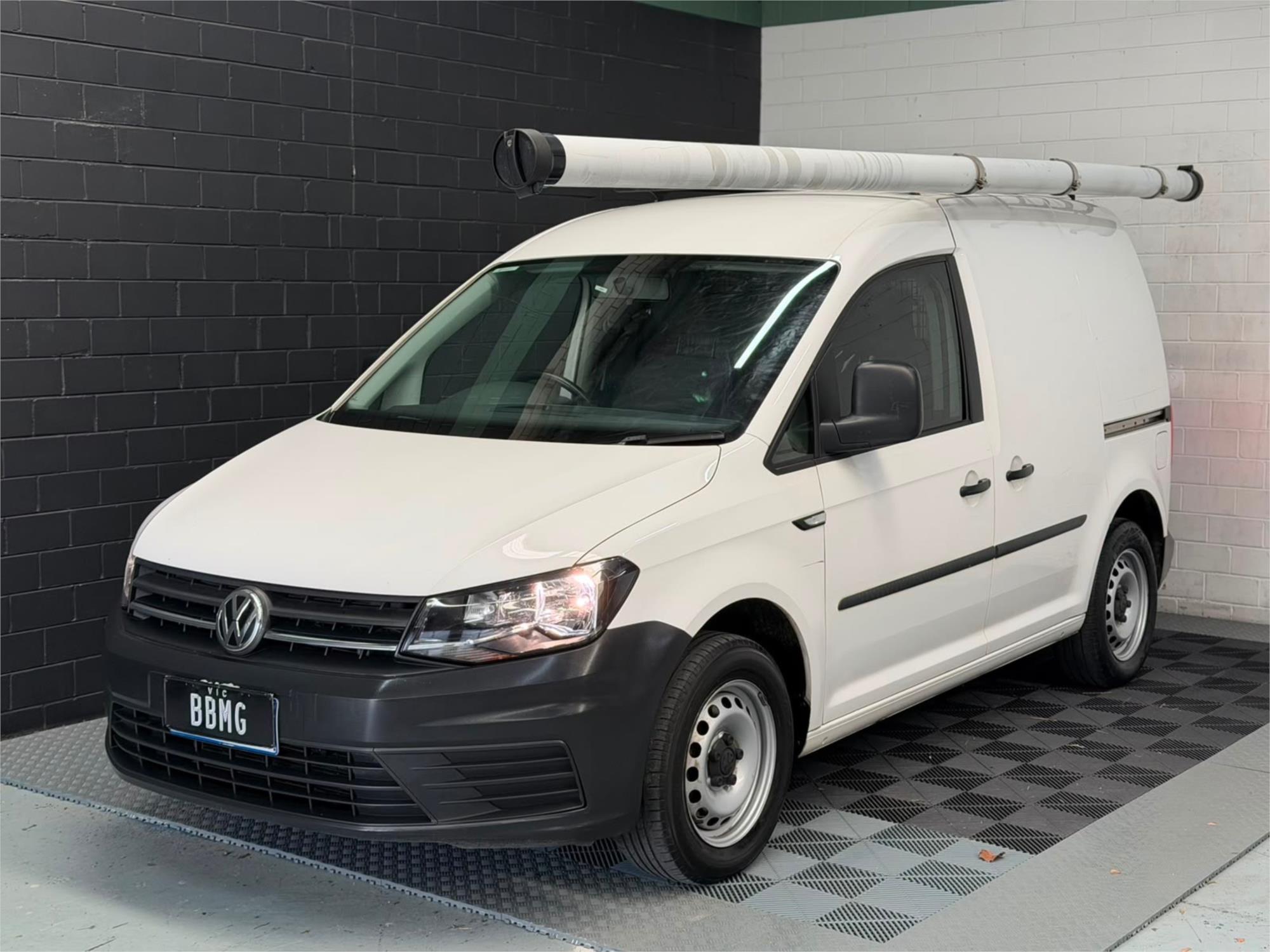 2020 Volkswagen Caddy TDI250 — photo 1 of 19