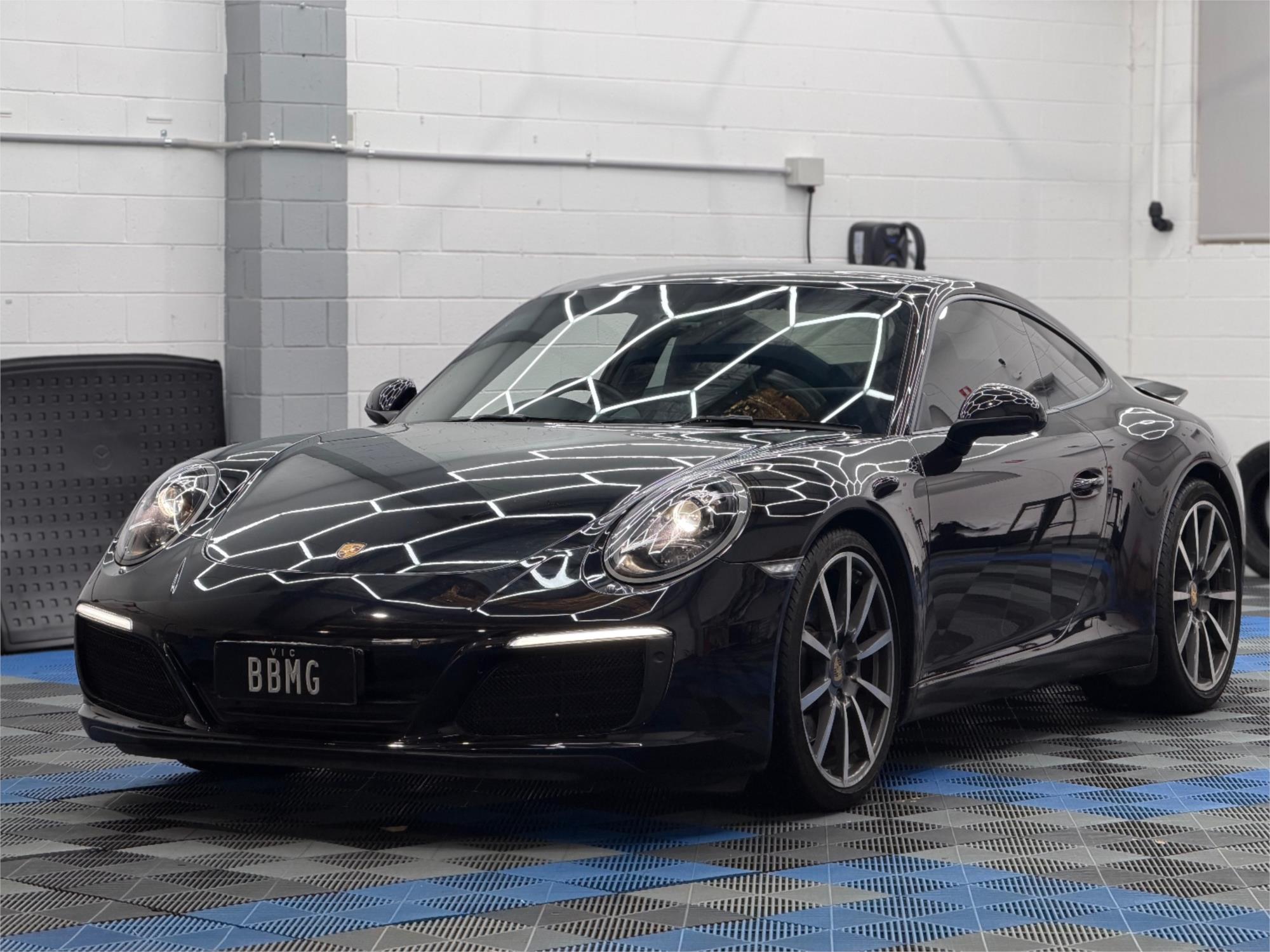 2016 Porsche 911 Carrera S — photo 1 of 31