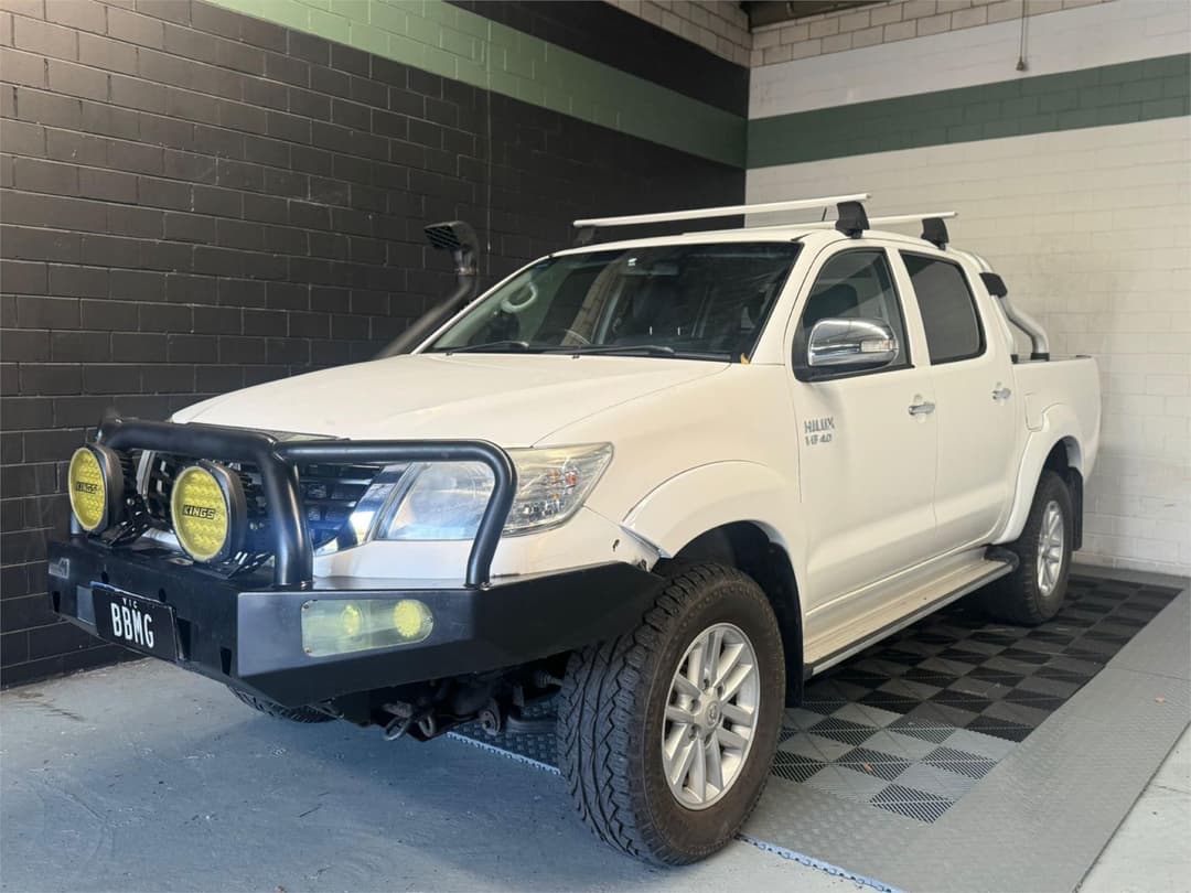 2011 Toyota Hilux SR5